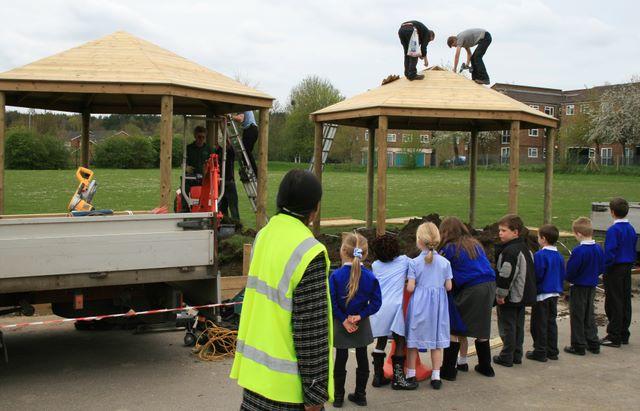 building_the_shelter_08_14