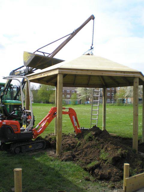building_the_shelter_08_4