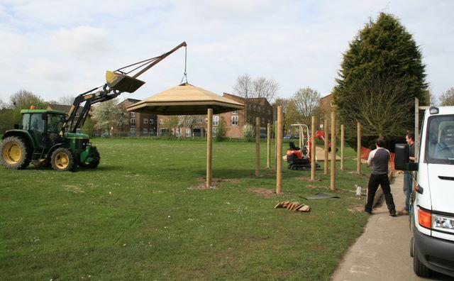 building_the_shelter_08_9